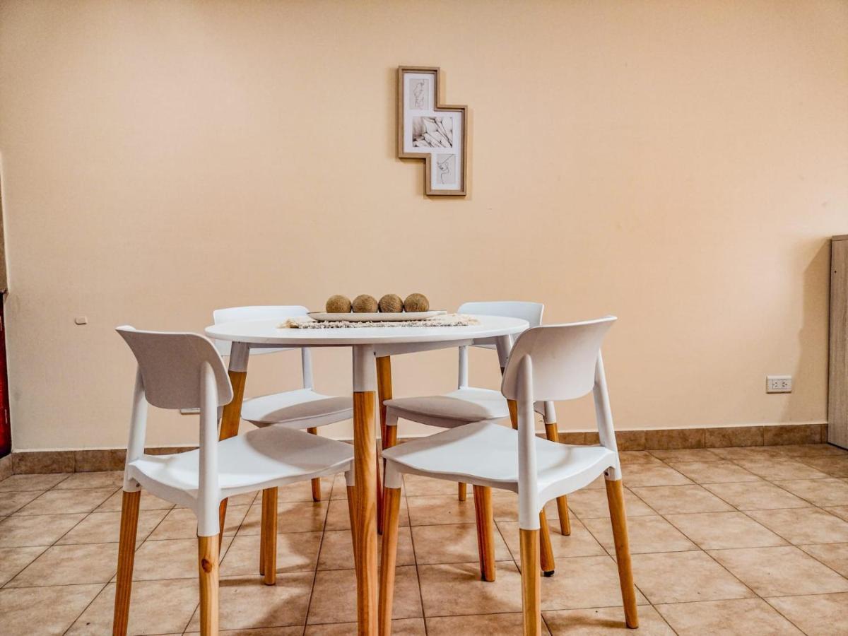 Апартаменти Departamentos Zegada - Cocina Completa - Dos Cuadras Del Centro - Todo Nuevo Сан-Сальвадор-де-Жужуй Екстер'єр фото